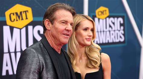 Dennis Quaid & Wife Laura Savoie Make Rare Public Appearance at CMT Music Awards 2022! | 2022 ...