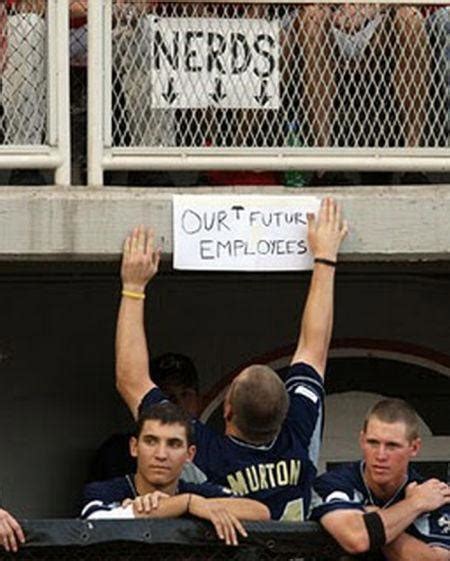 20 Funny Sports Fan Signs | Funny Signs