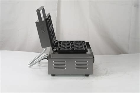 Automatic Takoyaki Machine,Electric Takoyaki Fish Shape Waffle Maker For Sale - Buy Takoyaki ...