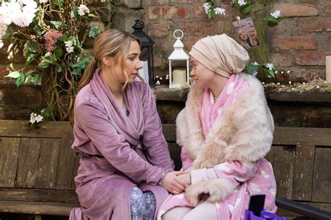 Hollyoaks spoilers: Peri Lomax reads her vows to Juliet! | What to Watch