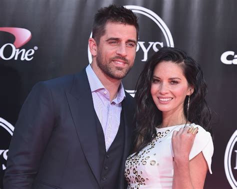 Aaron rodgers wife age information | tcupbiznes