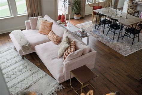 Pink Sectional | Home Decor | Modern Day Moguls | Living room redo, Home decor, Pink couch ...