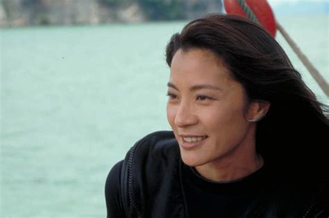 Michelle Yeoh wins Best Actress Oscar | The James Bond Dossier