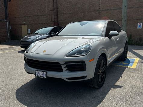 2022 Porsche Cayenne Coupe AWD - Exotic Car Dealership Toronto