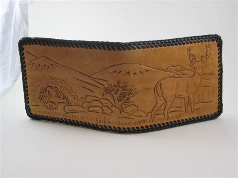 Men's Deluxe Wallet, Chestnut Tan, Black Lacing, Handtooled Leather, Deer Scene W0009