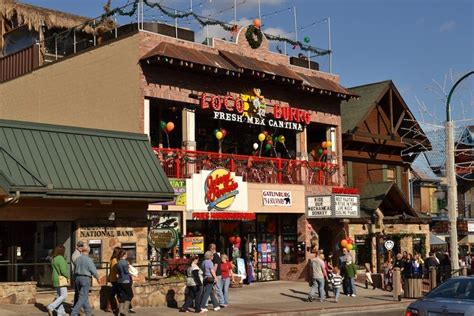 5 Downtown Gatlinburg Restaurants You Have to Try | Gatlinburg ...