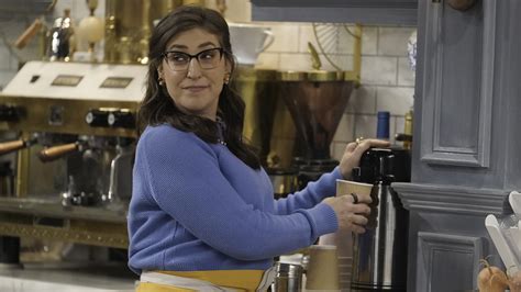 Mayim Bialik Reveals How She Wanted 'Call Me Kat' to End