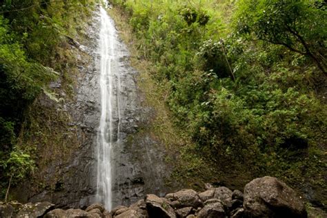 11 Awesome Waterfall Hikes on Oahu, Hawaii - Territory Supply