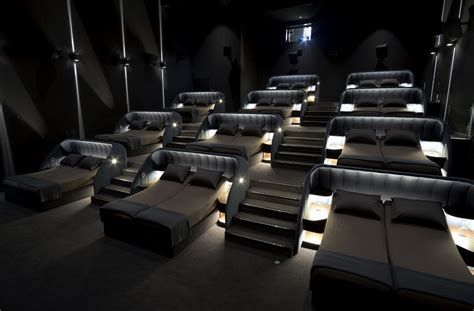 20 Luxurious theater designs for movie nights - Page 2 of 2 - RTF | Rethinking The Future