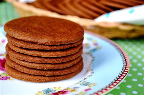 RECIPE | Pepparkakor Or Swedish Ginger Snaps Cookies • The Cutlery Chronicles