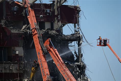 Watch the Slow Demolition of Candlestick Park | KQED