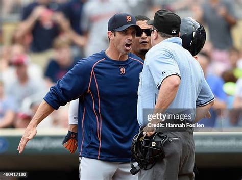 Detroit Tiger Brad Ausmus Photos and Premium High Res Pictures - Getty Images