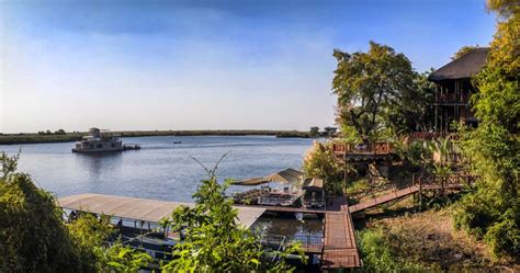 Chobe Marina Lodge in Kasane near Chobe National Park - Luxury safari in Botswana