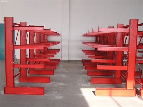 » Efficient cantilevered shelves