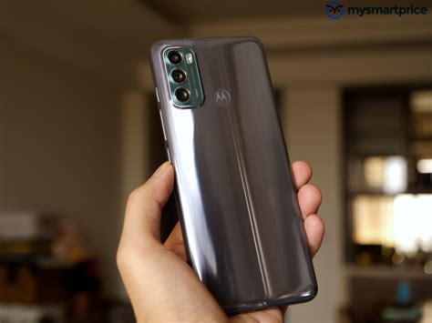 Moto G60 Review: A Good Phone with Too Many Buts - MySmartPrice