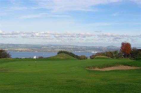 West Lothian Golf Club © Richard Webb :: Geograph Britain and Ireland