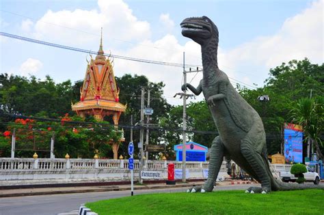 Destination: Sirindhorn Museum — An Awesome Dinosaur Museum (Non Buri, Thailand) - Worthy Go