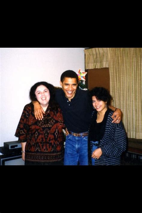 Barack Obama with his mother and sister | Prez of US 2008-2016 | Obama sisters, Barack obama ...