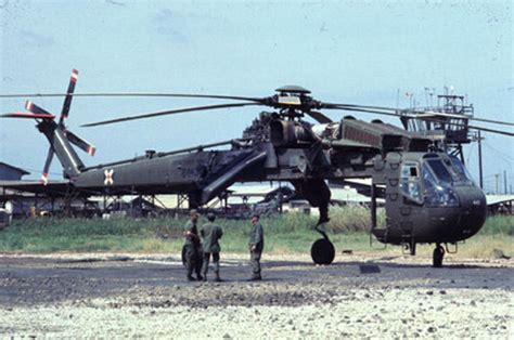 Sikorsky CH-54 Tarhe, 1969. Helicopter Plane, Military Helicopter ...