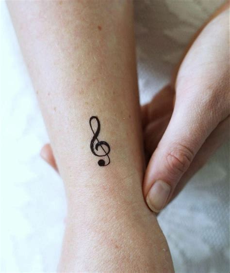 25+ Minimalist Tattoo Ideas for Men & Women | Fashionterest