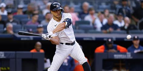 Giancarlo Stanton injury update