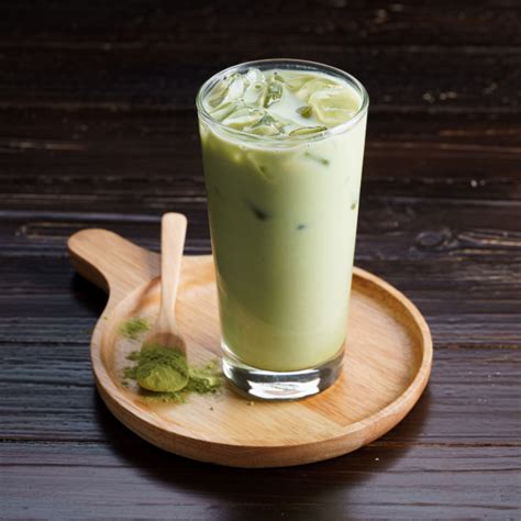 How to Make a Matcha Green Tea Latte (Hot or Iced) | Be Your Own Barista