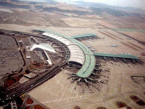 Aerial view of Incheon International Airport in Jung-gu, Incheon, South ...