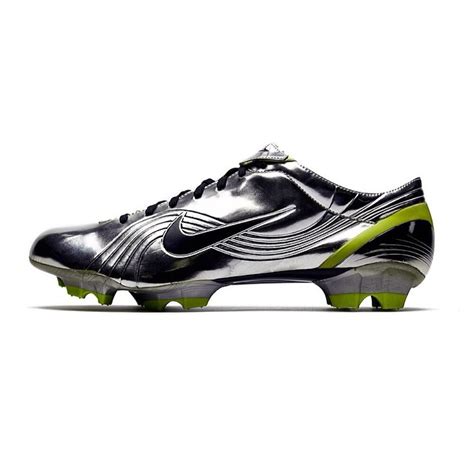 Mercurial Vapor IX Fast Forward ’02 Edition, Ronaldo Tribute - Pursuit Of Dopeness