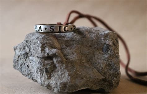 Uncharted Ring Sic Parvis Magna Ring Pendant Necklace Nathan - Etsy