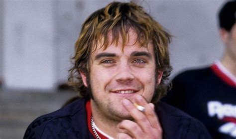 Robbie Williams biography, net worth, wife, age, height, awards 2023 ...