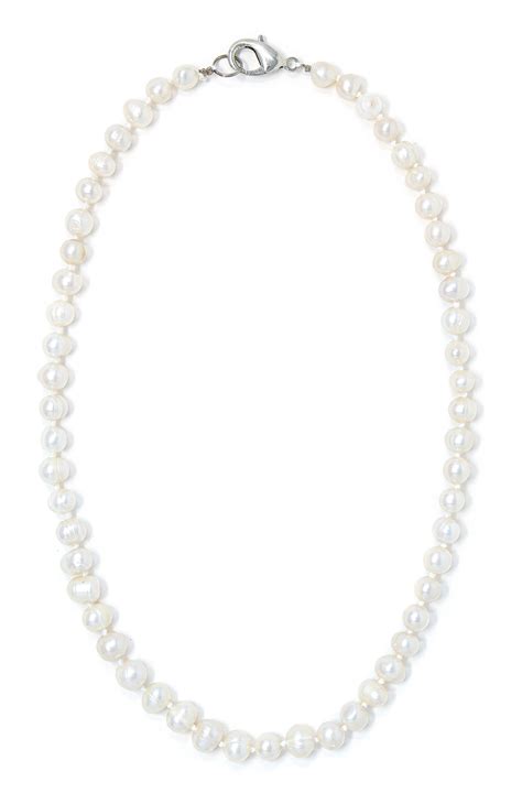 Freshwater Pearl Necklace 18": White