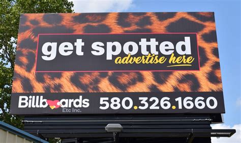 Custom Vinyl Billboard | Free Billboard Design Services | Billboard Etc.