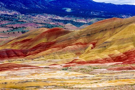 Painted Hills Visitor Guide - Things to Do in John Day Fossil Beds N.M.