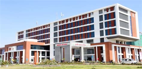 AIIMS Rajkot 2024-25: Cut off, Fees, Courses, Bond, Stipend