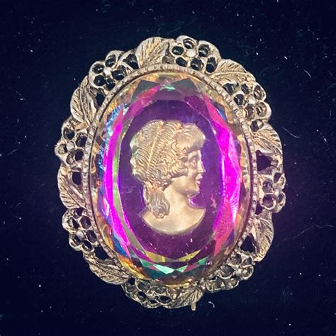 Vintage Victorian Revival Iridescent Glass Cameo Broo… - Gem