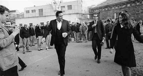 Johnny Cash And The Infamous 1968 Performance 'At Folsom Prison'