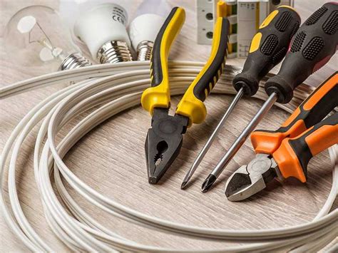 What tools does an electrician require when completing a job ...