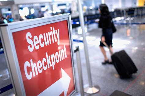 TSA won't enforce new ID law at airports for 2 more years - CBS News