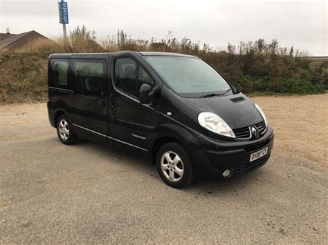 Renault Trafic Minibus 9 seater. Sport model. Automatic | in Isleworth, London | Gumtree