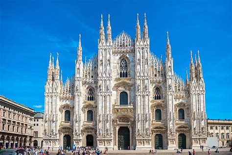 The Biggest Churches in the World - WorldAtlas