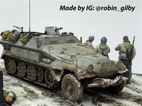 Military WWII German Armoured Personnel Carrier 1/35 ICM 35101 Sd.Kfz.251/1 Ausf.A C $81.62