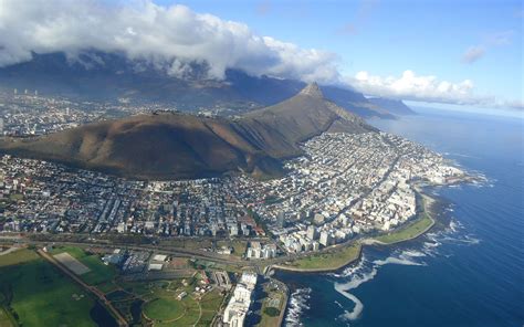 http://toptravellists.net/wp-content/uploads/2013/05/Aerial-view-Cape-Town-South-Africa.jpg ...