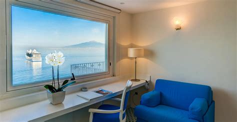 Discover the rooms at Grand Hotel Riviera in Sorrento