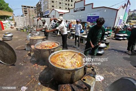 Climate Of Hyderabad Sindh Photos and Premium High Res Pictures - Getty ...