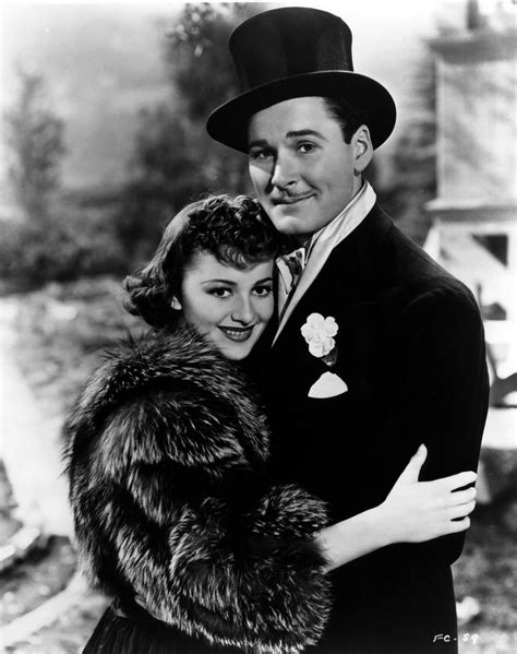 Olivia de Havilland and Errol Flynn - FOUR'S A CROWD | Hollywood actor, Olivia de havilland ...