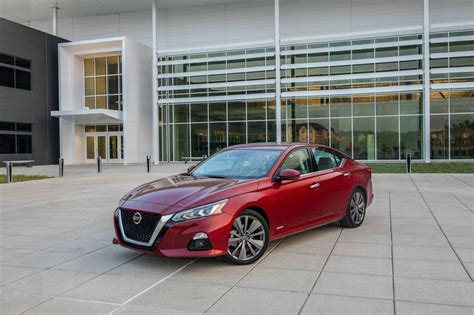 2019 Nissan Altima first drive: Doubling down on dynamics