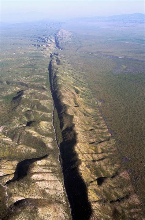 What Causes Earthquakes Along The San Andreas Fault - The Earth Images ...