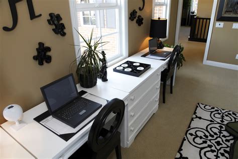 Enough Space For Two: Tips On Creating Double-Duty Home Offices