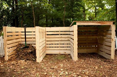 Compost Bin Plans Using Pallets