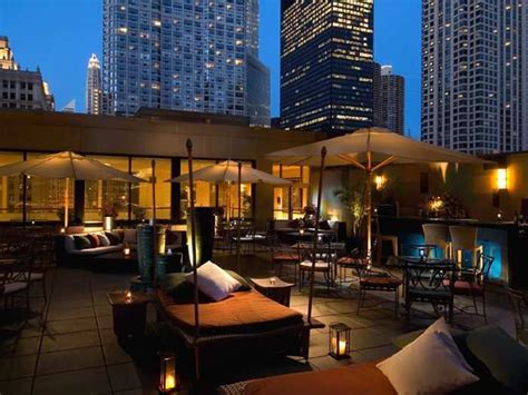 Chicago Hotels Magnificent Mile - Conrad Chicago | Chicago hotels, Rooftop bars chicago, Conrad ...